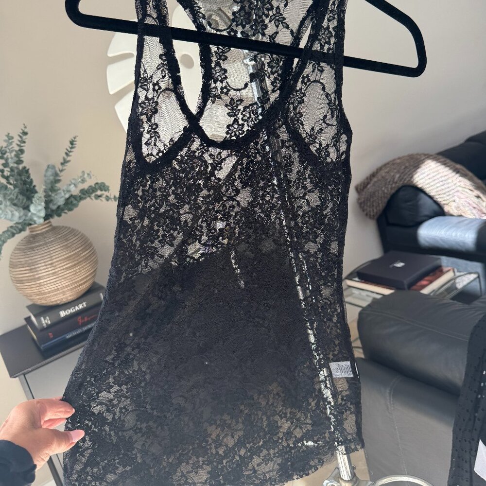 Sleeveless Black Lace Top